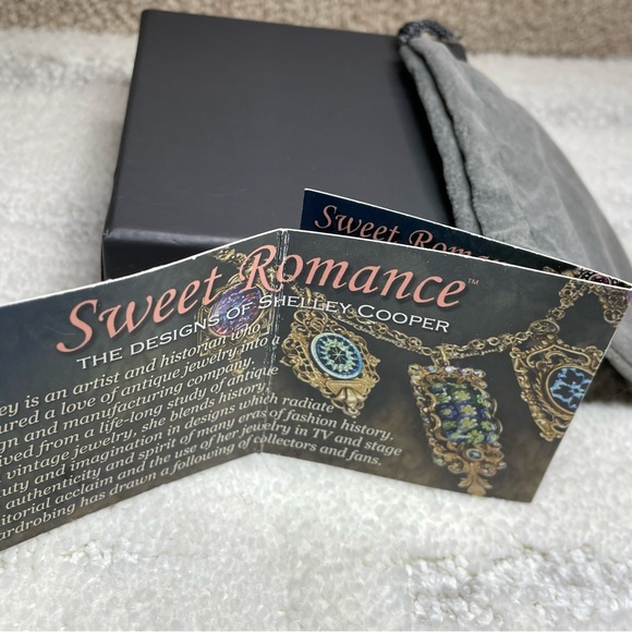 Romantic spoon inspired ring - Picture 10 of 11